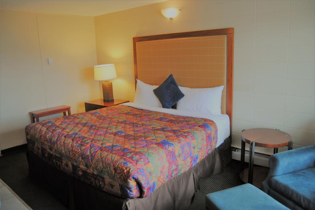 Derrick Motel Edmonton Zewnętrze zdjęcie