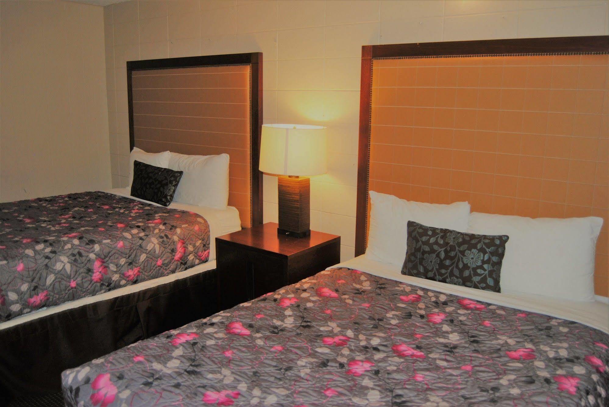 Derrick Motel Edmonton Zewnętrze zdjęcie